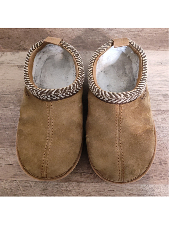 Koolaburra by UGG Shoes - Women's Koolaburra by UGG Brown Suede Slippers